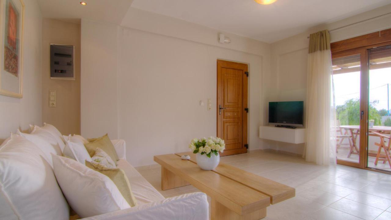 Gasparakis Villas プラキアス エクステリア 写真