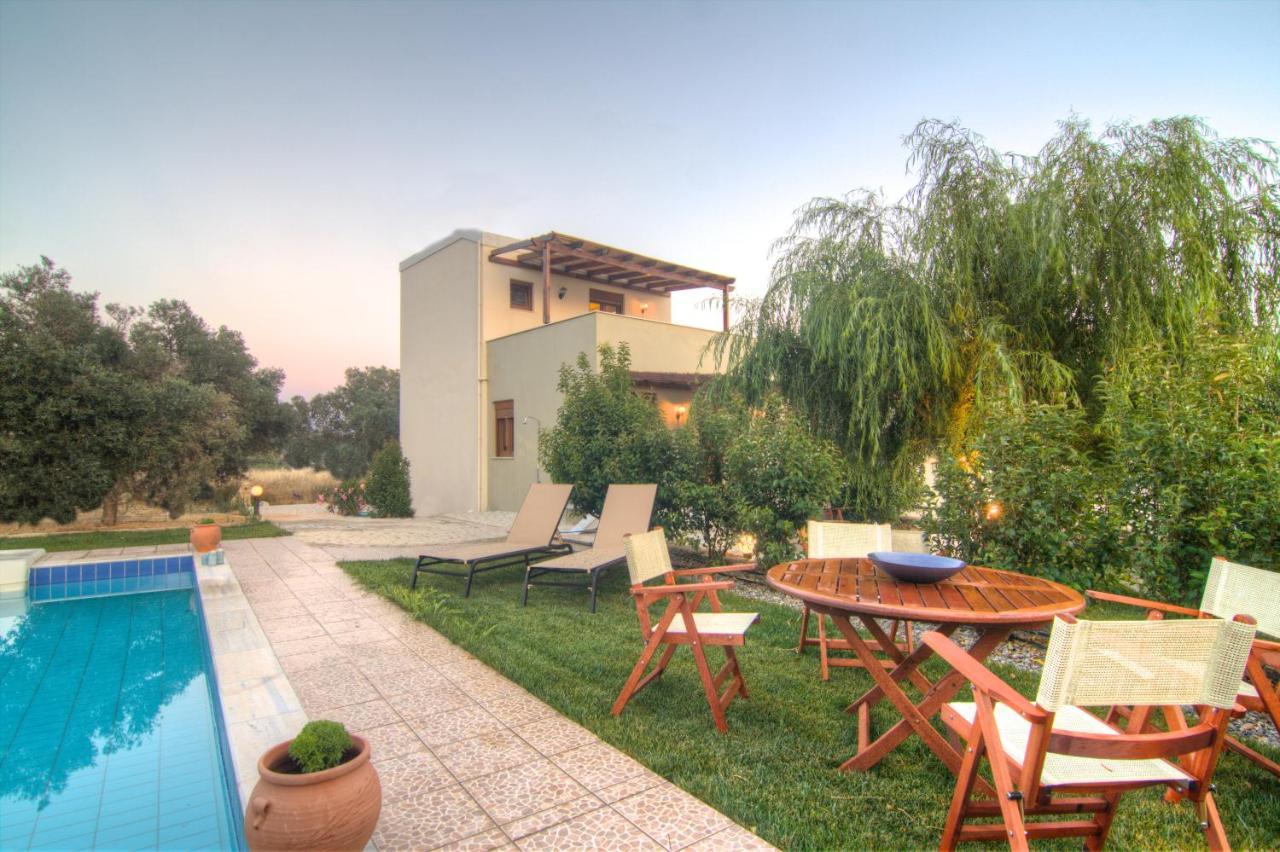 Gasparakis Villas プラキアス エクステリア 写真