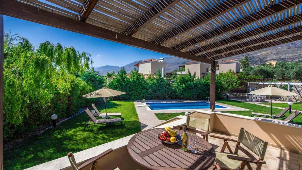 Gasparakis Villas プラキアス エクステリア 写真